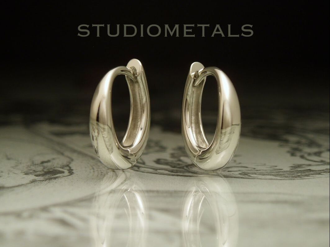 13mm huggie hoop earrings in 19k white gold