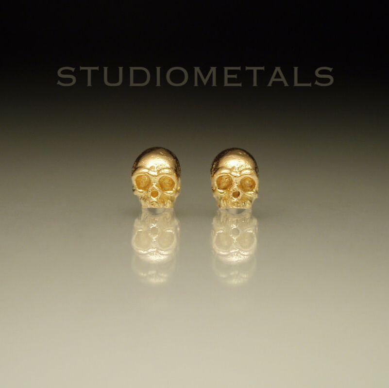 tiny 18k gold skull earrings for women