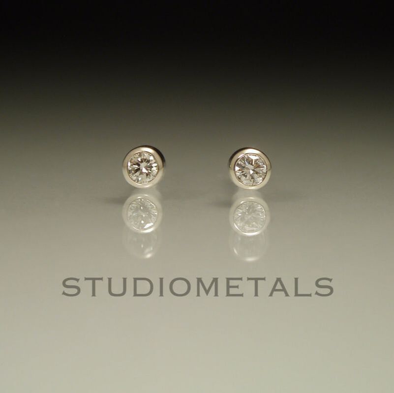 2mm white gold bezel diamond stud earrings